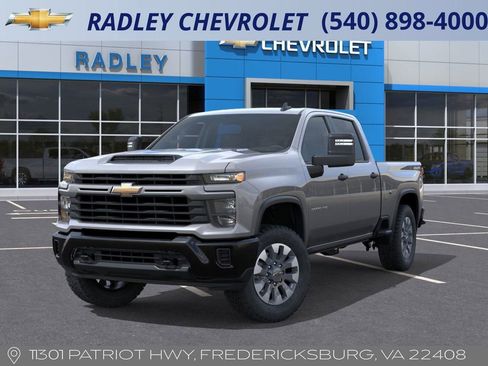 New 2026 Chevrolet Silverado 2500 Custom image 6