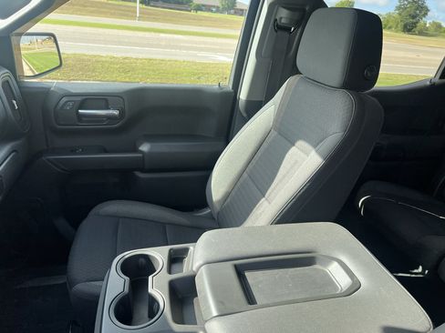 Used 2022 Chevrolet Silverado 1500 Custom Trail Boss w/ LPO, Dark Essentials Package AWD/4WD image 22