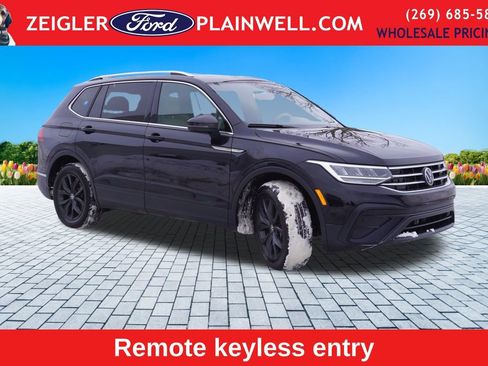 Used 2024 Volkswagen Tiguan SE image 4