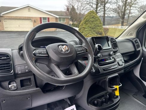 Used 2023 RAM ProMaster 2500 w/ Convenience Group image 10