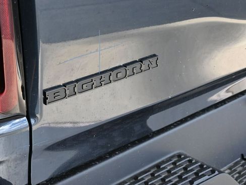 New 2026 RAM 1500 4x4 Crew Cab image 9