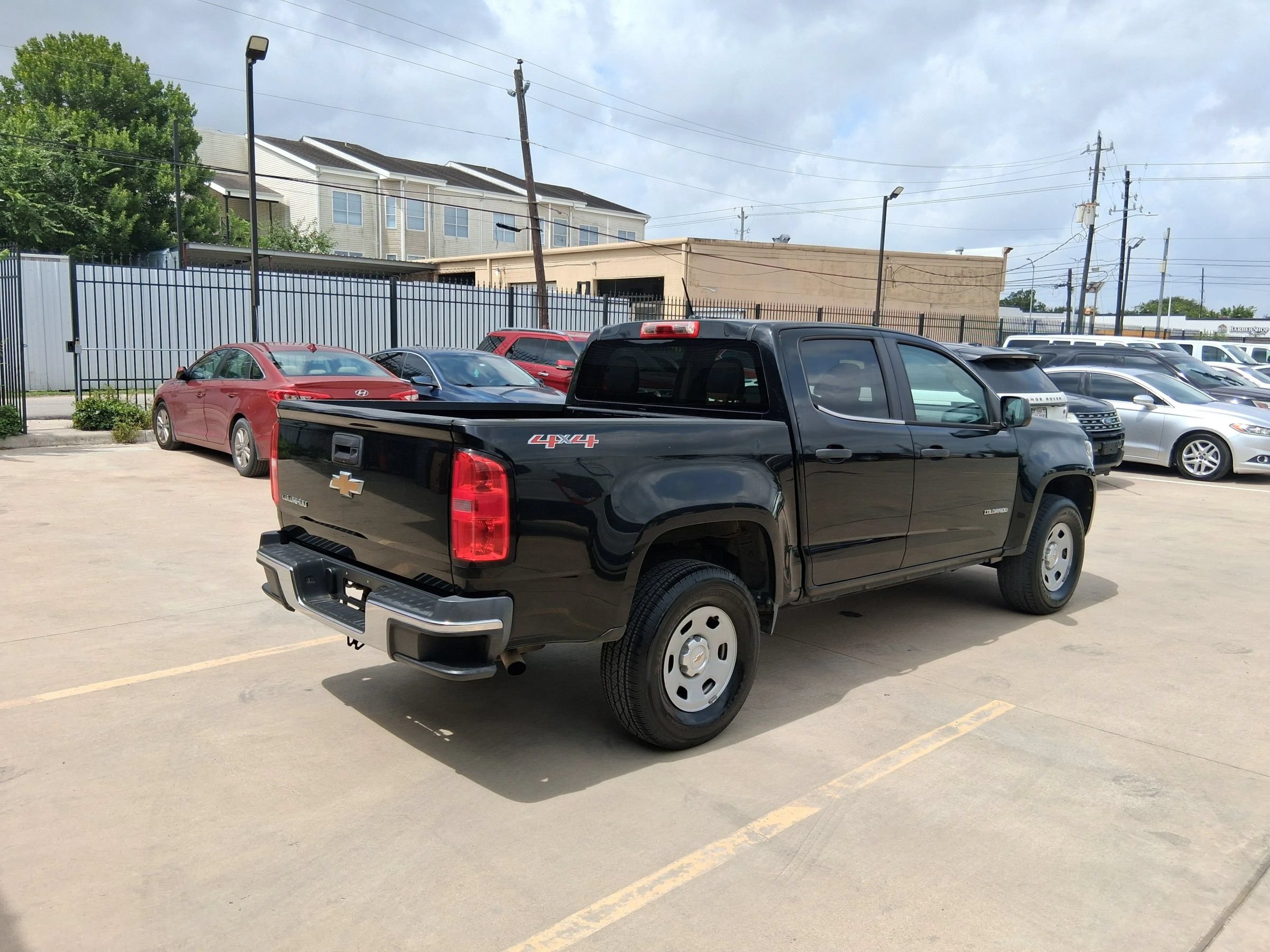 Used 2015 Chevrolet Colorado W/T w/ WT Convenience Package AWD/4WD image 10