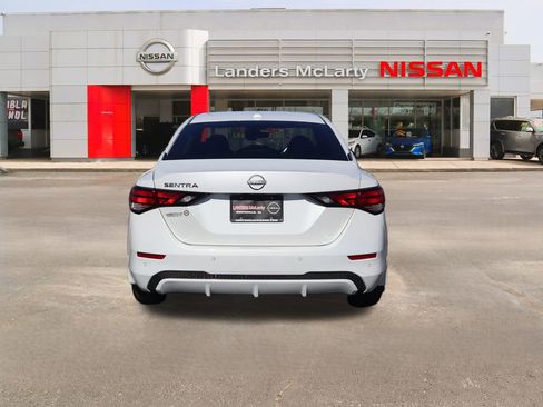 New 2025 Nissan Sentra SV w/ All-Weather Package image 4