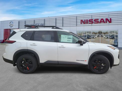 New 2026 Nissan Rogue SV AWD/4WD image 4