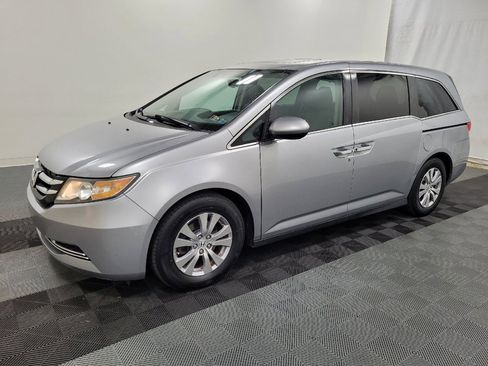 Used 2017 Honda Odyssey EX-L image 2