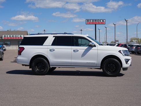 Used 2021 Ford Expedition Max Platinum AWD/4WD image 2