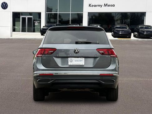 Used 2023 Volkswagen Tiguan SE FWD image 5