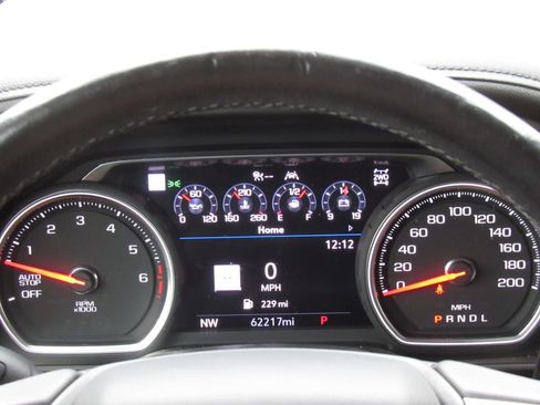 Used 2020 Chevrolet Silverado 1500 High Country image 25