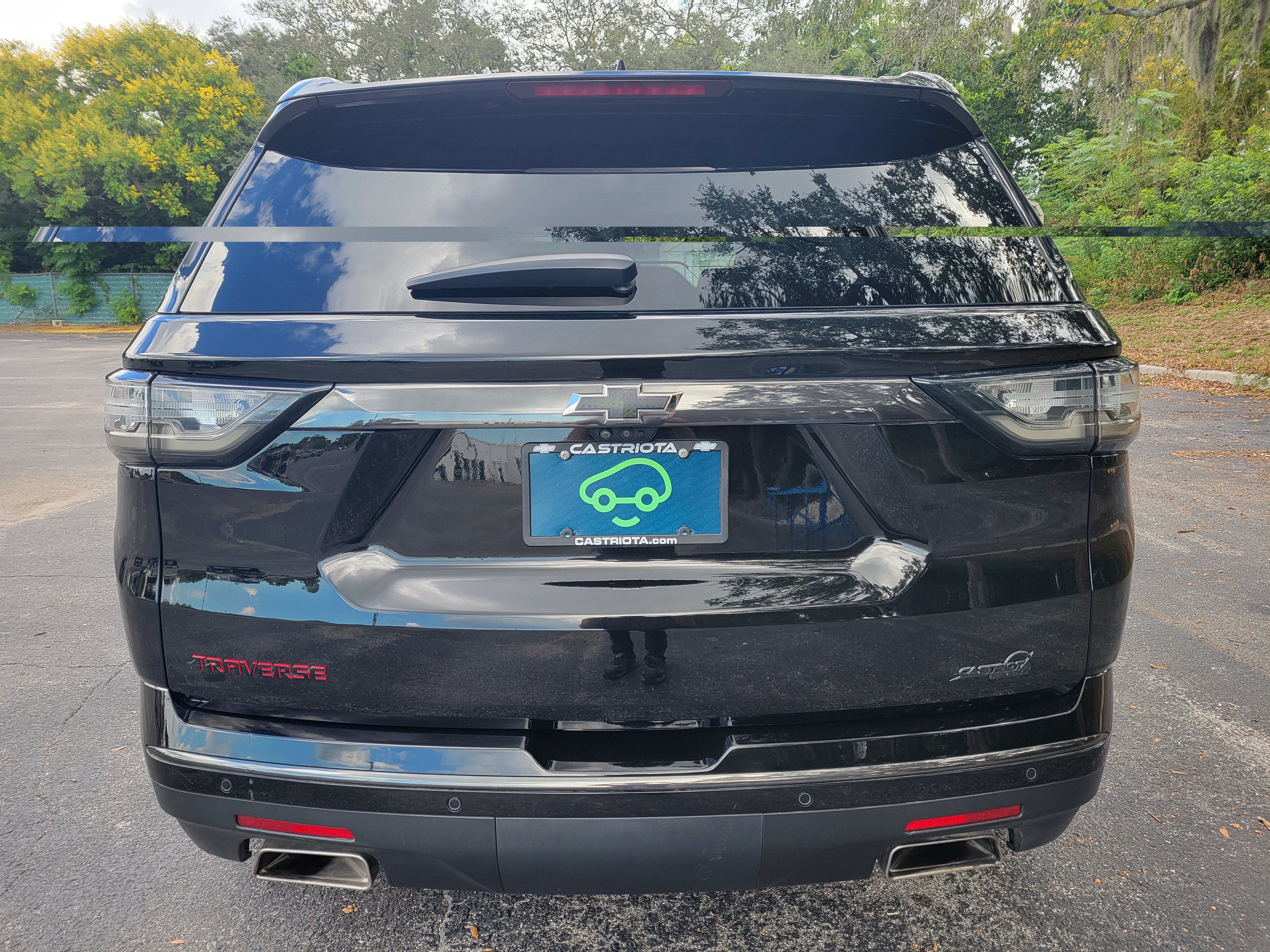 Used 2021 Chevrolet Traverse Premier w/ Redline Edition FWD image 5