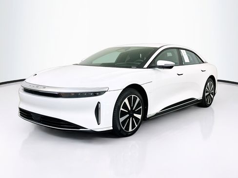Used 2024 Lucid Air Touring AWD/4WD image 3
