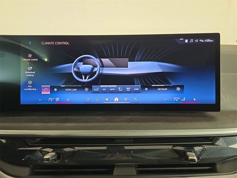 Used 2026 BMW X5 xDrive40i image 27