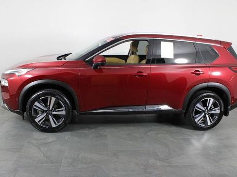 Certified 2021 Nissan Rogue Platinum FWD image 12