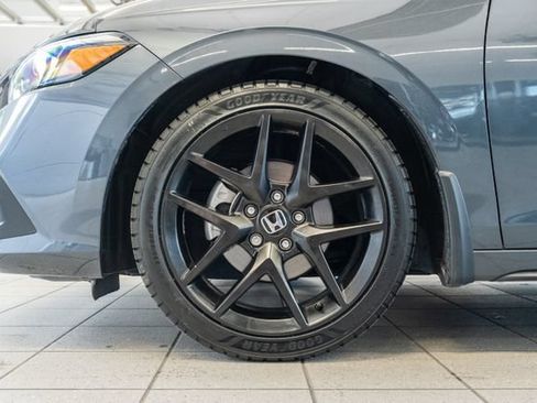 Used 2022 Honda Civic Sport Touring image 7