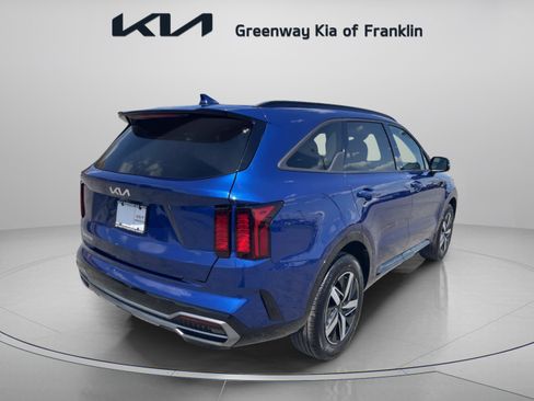 Used 2023 Kia Sorento EX w/ Panoramic Sunroof Package FWD image 7
