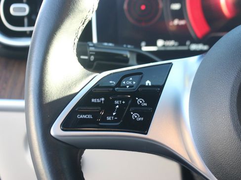 Used 2024 Mercedes-Benz C 300 4MATIC Sedan image 21