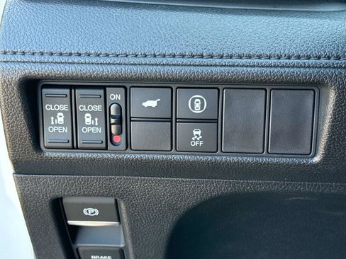 Certified 2024 Honda Odyssey EX-L image 33