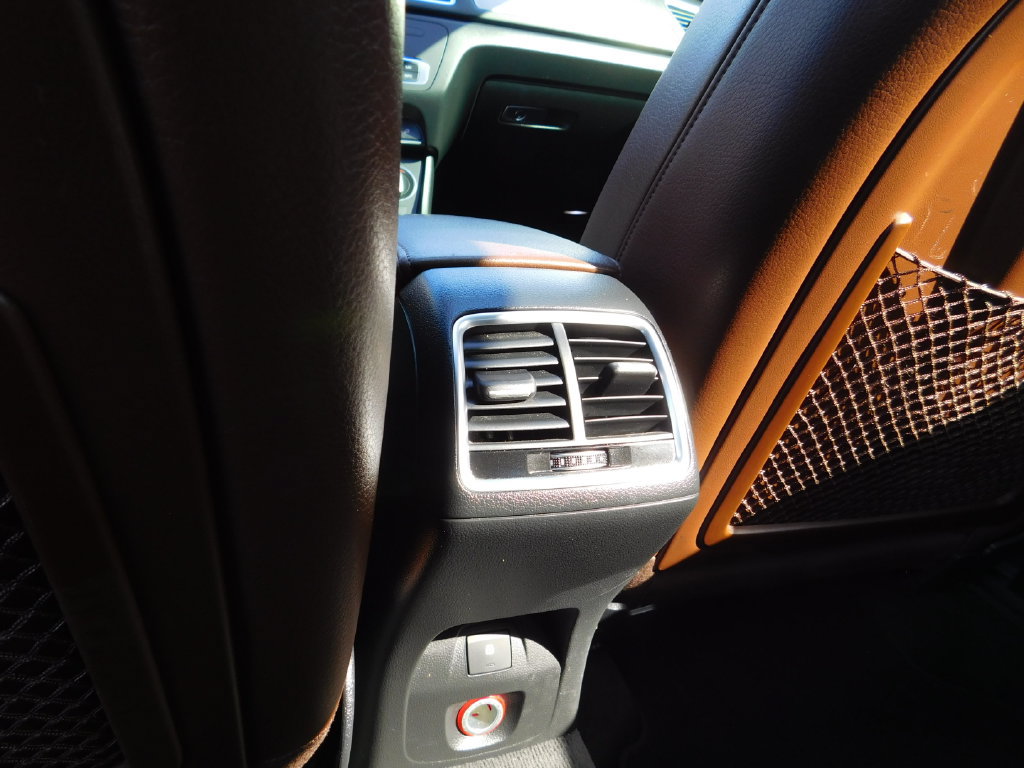 Used 2018 Audi Q3 2.0T Premium FWD image 16