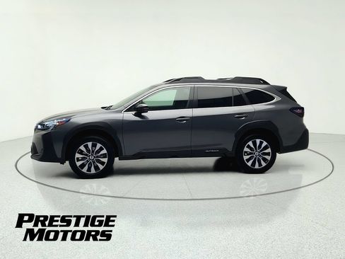 Used 2023 Subaru Outback Limited AWD/4WD image 4