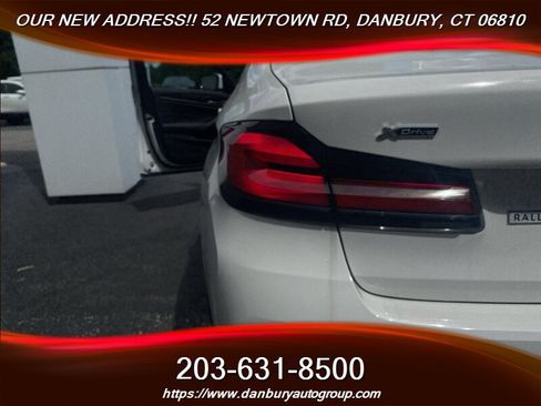 Used 2023 BMW 530i xDrive w/ Convenience Package AWD/4WD image 19