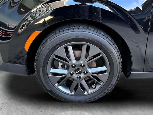 Used 2021 Kia Soul EX FWD image 30