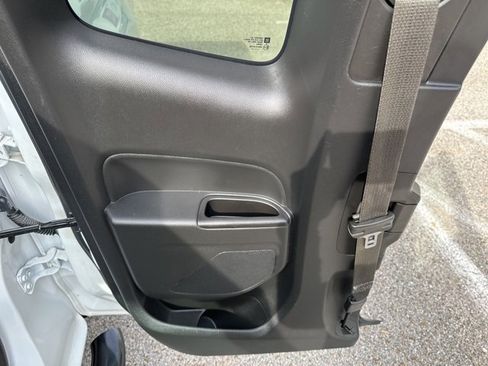 Used 2021 Chevrolet Colorado LT w/ Fleet Safety Package image 30