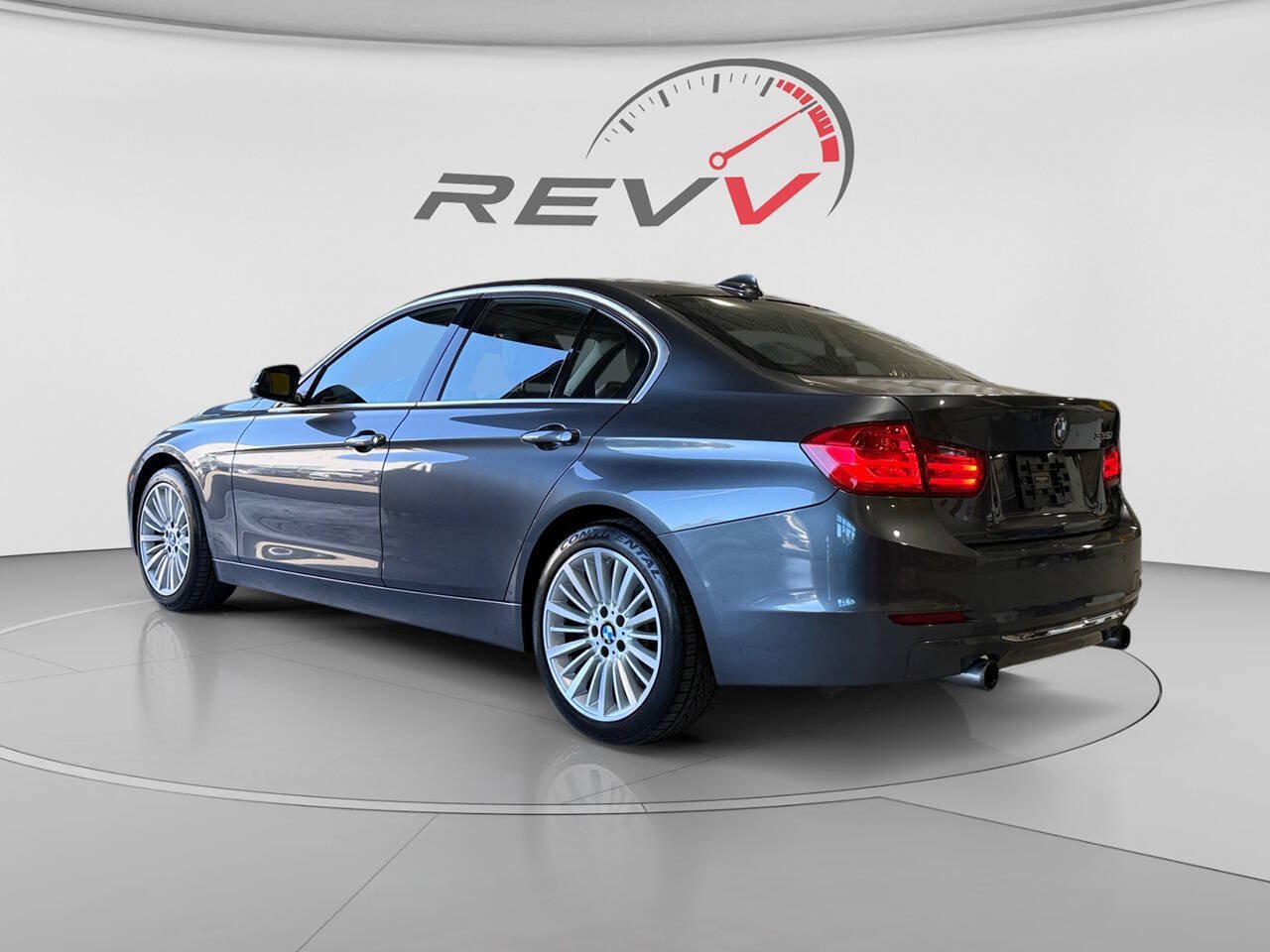 Used 2012 BMW 335i Sedan RWD image 3