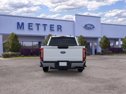 New 2026 Ford F250 XL w/ 360-Degree Camera Package RWD image 27