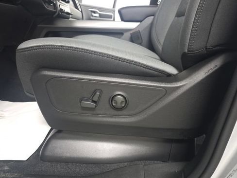 New 2026 RAM 1500 Big Horn AWD/4WD image 18