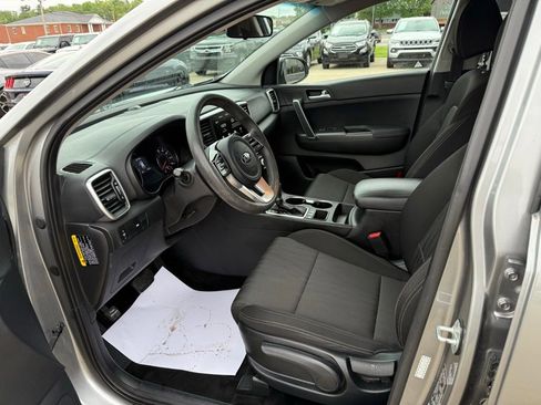 Used 2021 Kia Sportage LX AWD/4WD image 23