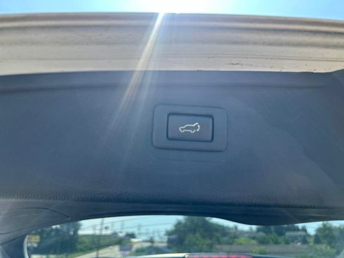 Used 2019 Subaru Outback 2.5i Limited w/ Protection Package #1 AWD/4WD image 15