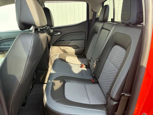 Used 2021 Chevrolet Colorado Z71 RWD image 10