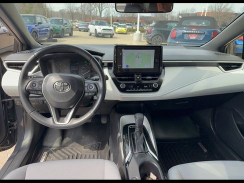 Used 2024 Toyota Corolla SE image 7