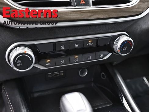 Used 2023 Nissan Altima 2.5 SV FWD image 20