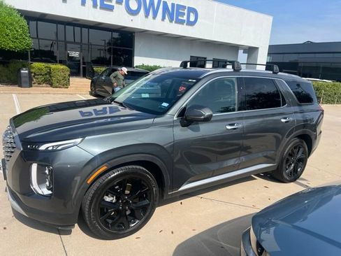 Used 2022 Hyundai Palisade SEL w/ Premium Package FWD image 1