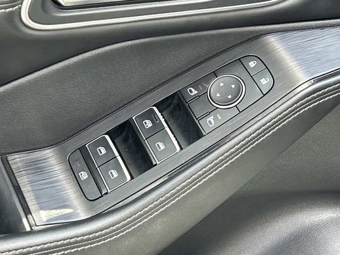 Used 2023 Nissan Rogue Platinum w/ Platinum Premium Package AWD/4WD image 19