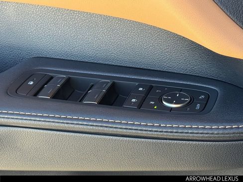 New 2026 Lexus RX 350 FWD image 28