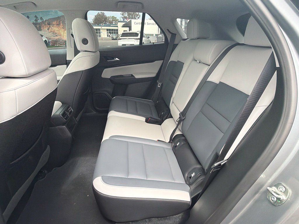Used 2025 Honda Prologue Touring image 18