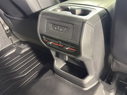 Certified 2025 Chevrolet Silverado EV RST image 34