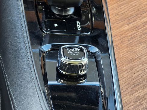 Used 2023 Volvo XC90 B6 Plus w/ Protection Package Premier image 39