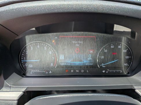 Used 2024 Ford Explorer XLT w/ Equipment Group 202A RWD image 21