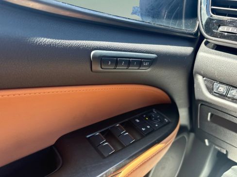 Used 2024 Lexus NX 250 FWD w/ Cold Area Package image 17
