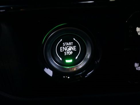 Used 2024 Chevrolet Silverado 1500 LT image 16