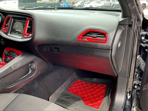 Used 2019 Dodge Challenger GT w/ Performance Handling Group image 22