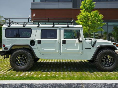 Used 1995 HUMMER H1 4-Door Wagon image 9