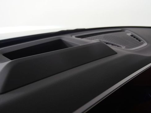 Used 2026 BMW X1 xDrive28i w/ Technology Package image 19