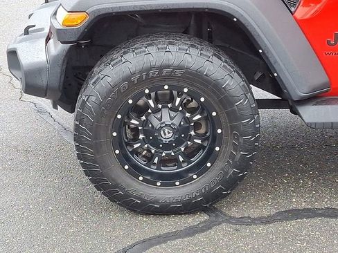 Used 2023 Jeep Wrangler Sport S image 28