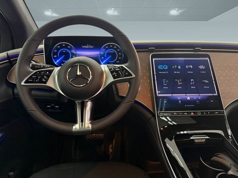 New 2026 Mercedes-Benz EQE 320 4MATIC SUV image 25
