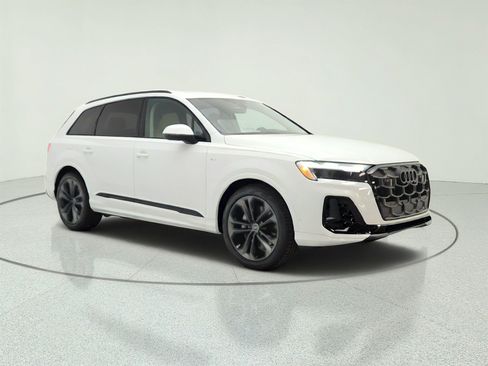 New 2026 Audi Q7 Premium Plus AWD/4WD image 3