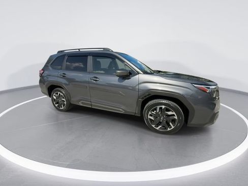 Used 2025 Subaru Forester Limited AWD/4WD image 2