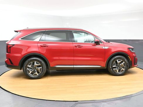 Used 2022 Kia Sorento S image 57